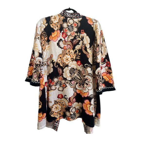 EUC Chico's Open  Floral Cardigan in Black and Cream Size 1 (M) - Picture 2 of 4